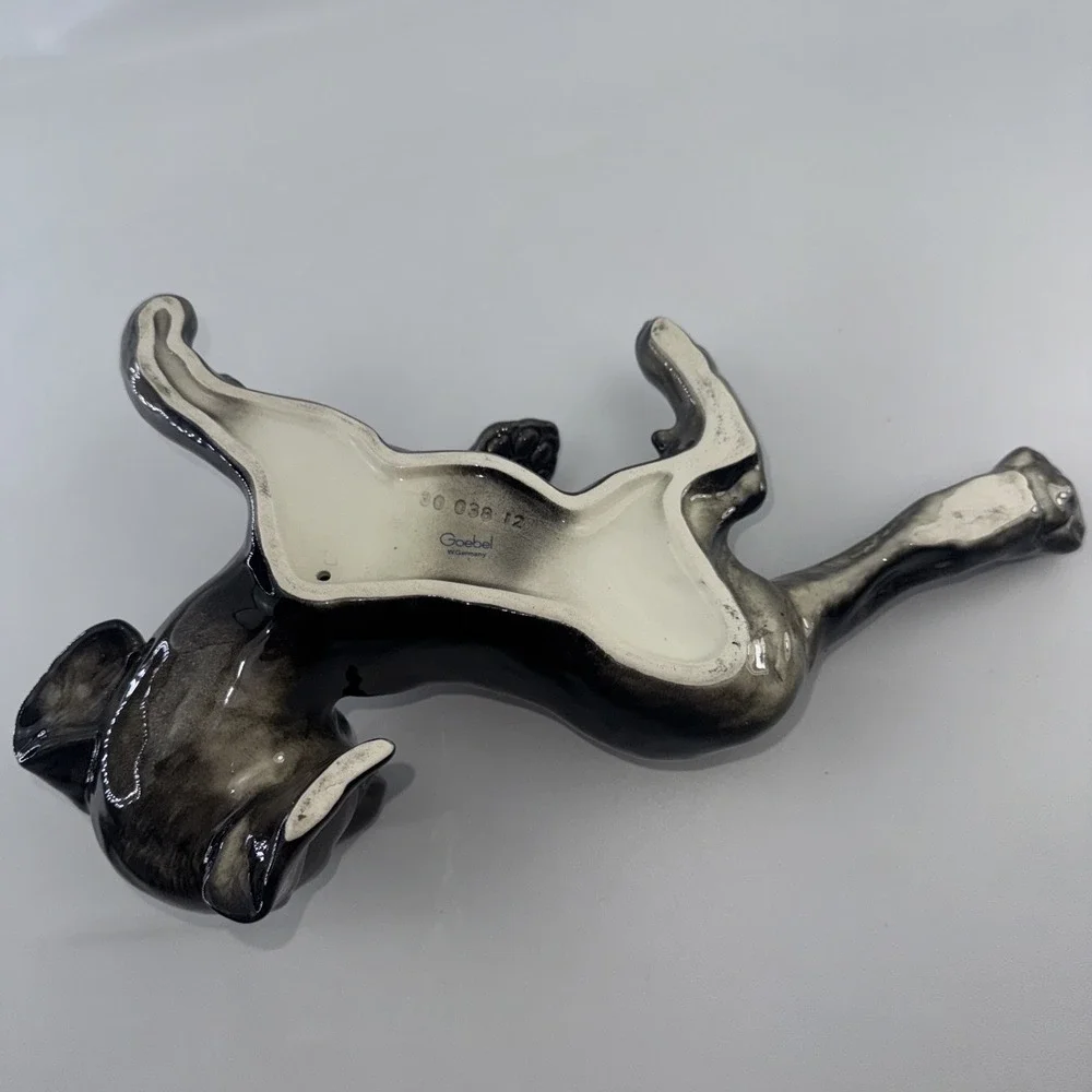 SUPER RARE Goebel Labrador Puppy Dog W Germany 30 038 12 LEG REPAIR
